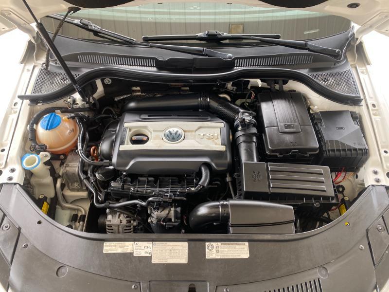 Volkswagen CC Sport w/Lighting Package 2013