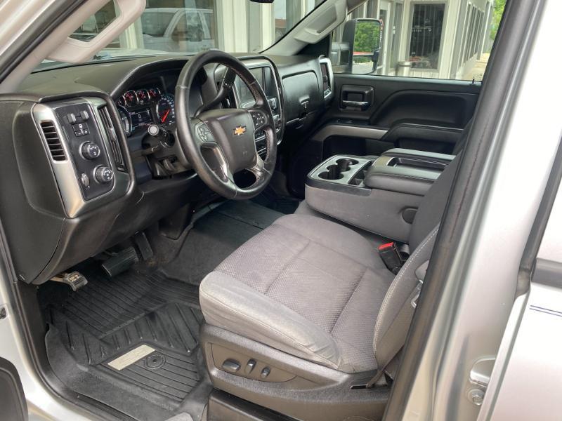 Chevrolet Silverado 2500HD LT Crew Cab Long Box 4WD 2019