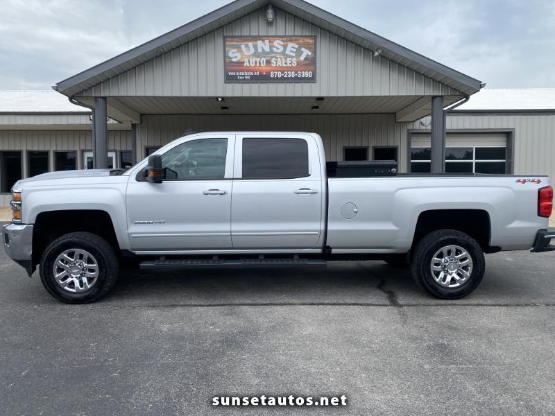 2019 Chevrolet Silverado 2500HD LT Crew Cab Long Box 4WD