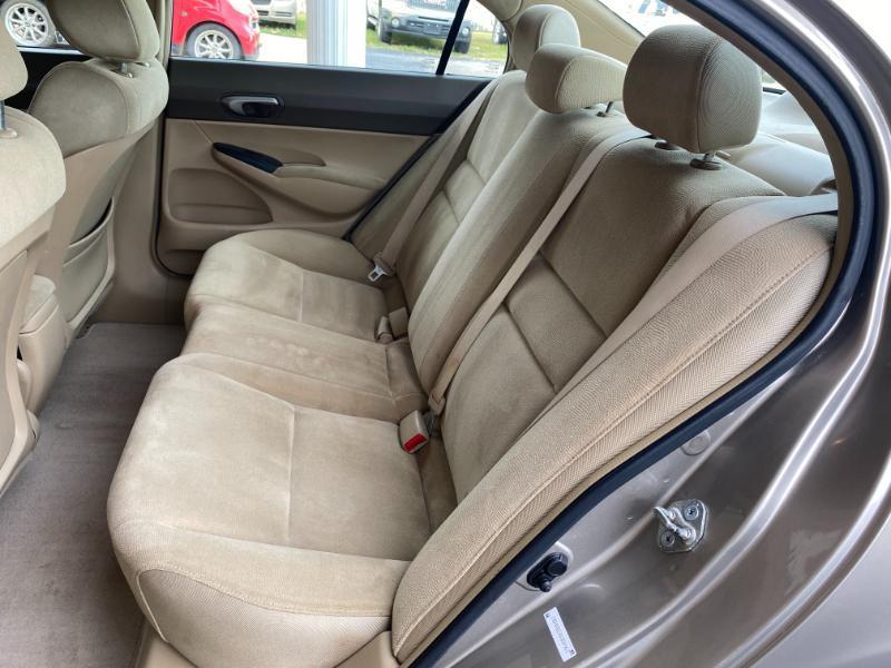 Honda Civic LX Sedan AT 2006