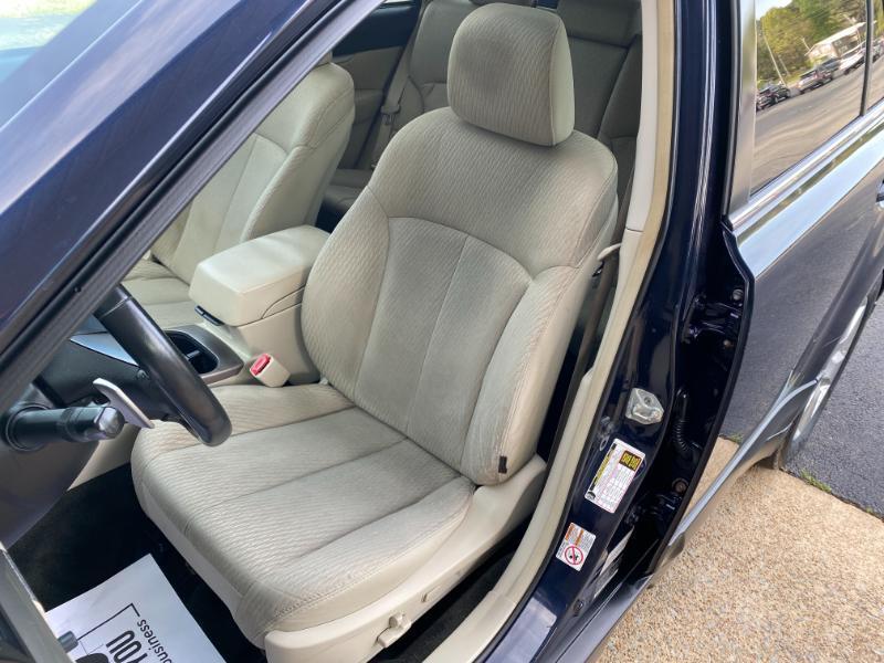 Subaru Outback 2.5i Premium 2012