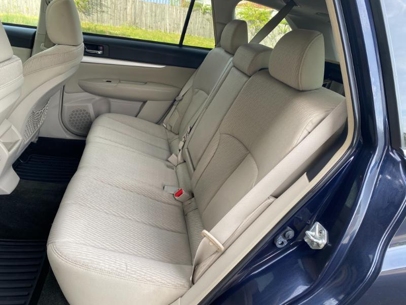 Subaru Outback 2.5i Premium 2012