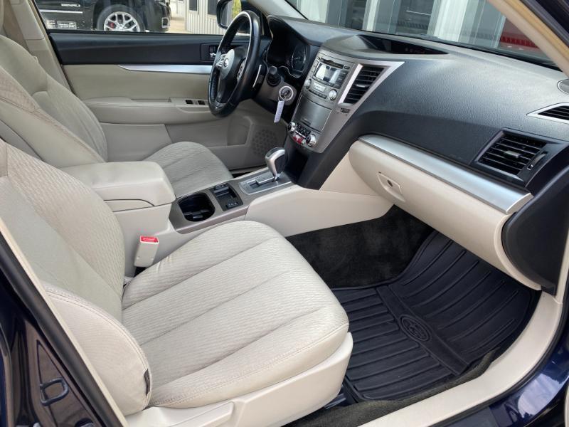 Subaru Outback 2.5i Premium 2012