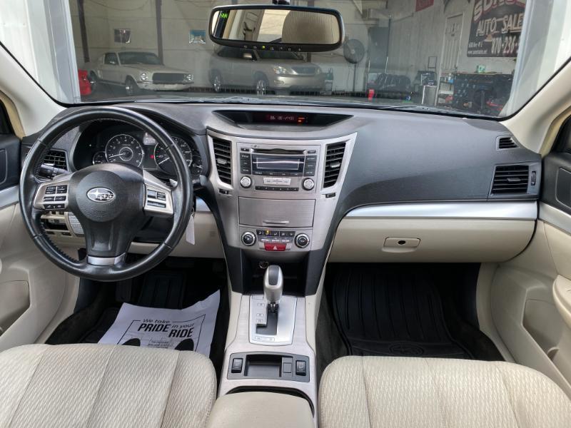Subaru Outback 2.5i Premium 2012