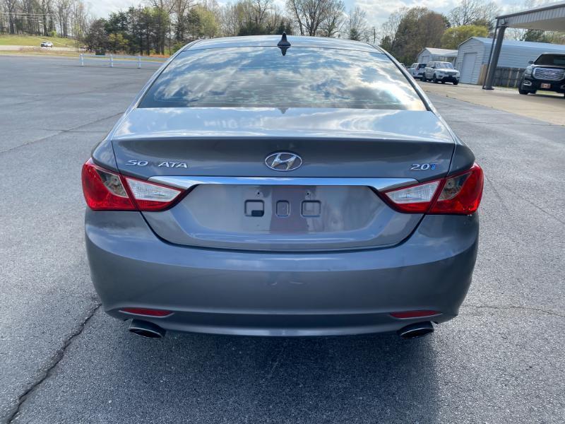 Hyundai Sonata SE 2011