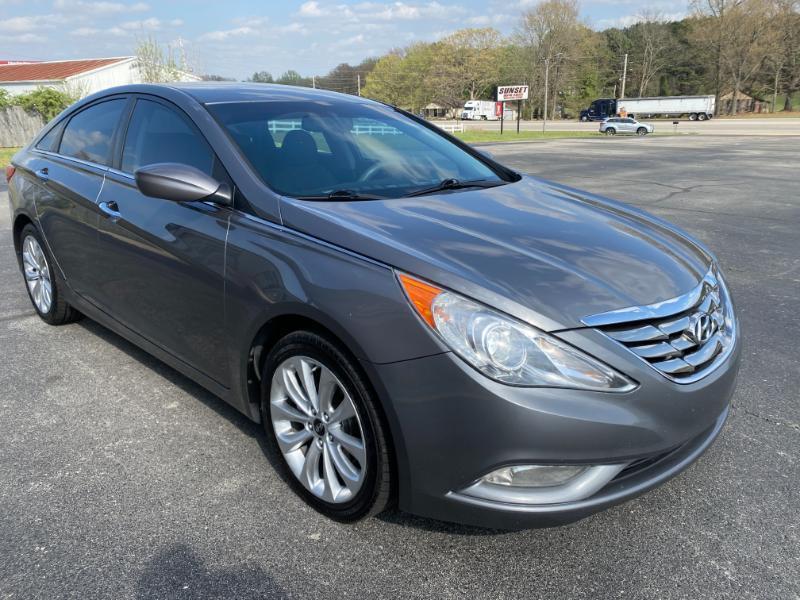 Hyundai Sonata SE 2011