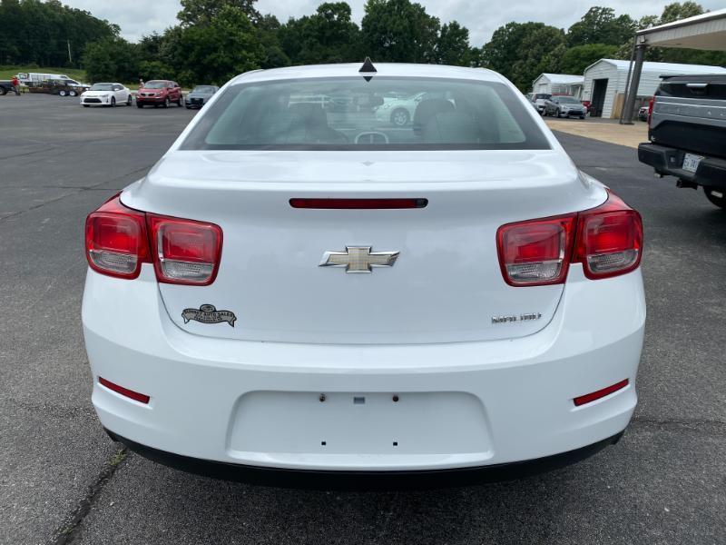 Chevrolet Malibu LS 2013