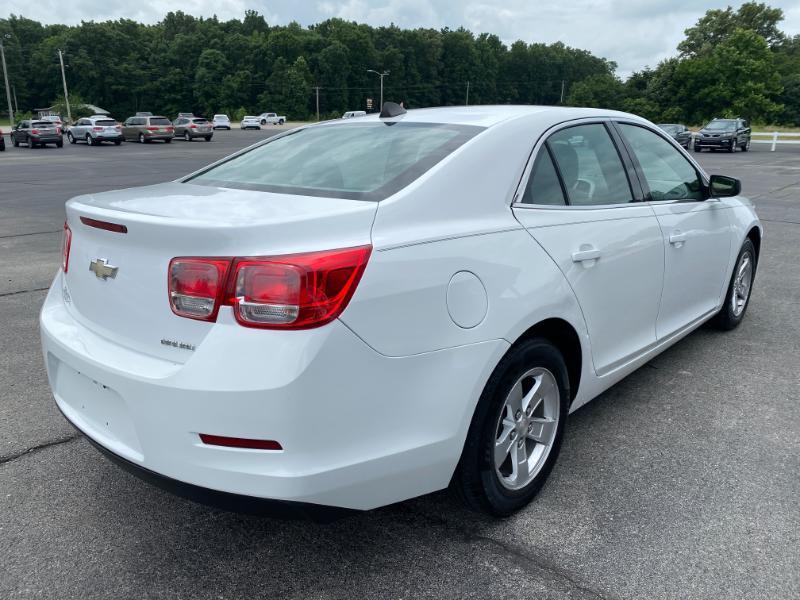Chevrolet Malibu LS 2013
