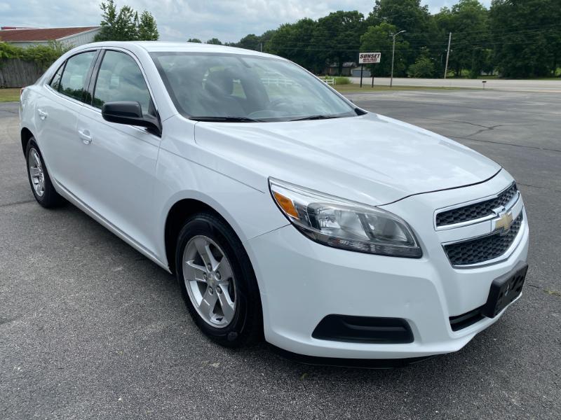 Chevrolet Malibu LS 2013