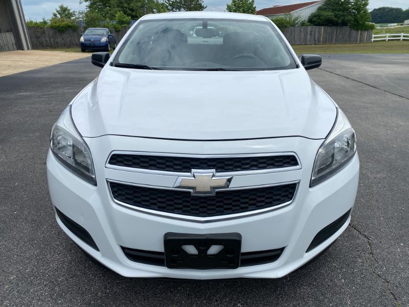 Chevrolet Malibu LS 2013