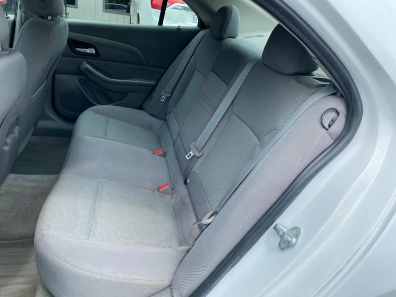 Chevrolet Malibu LS 2013