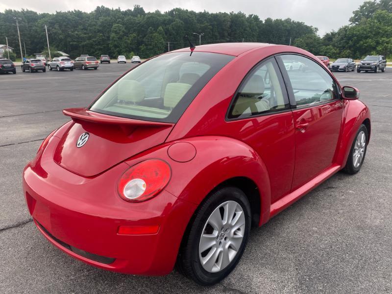 Volkswagen New Beetle SE 2008
