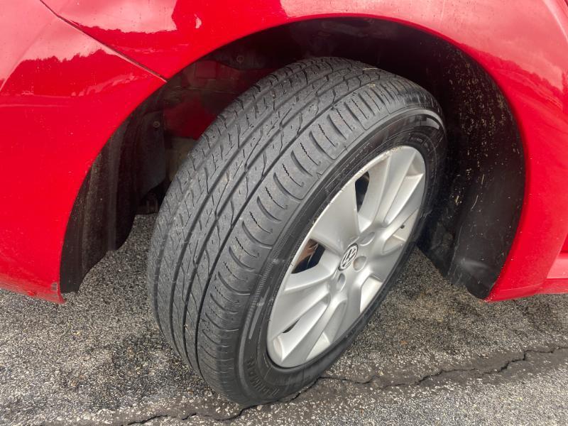 Volkswagen New Beetle SE 2008
