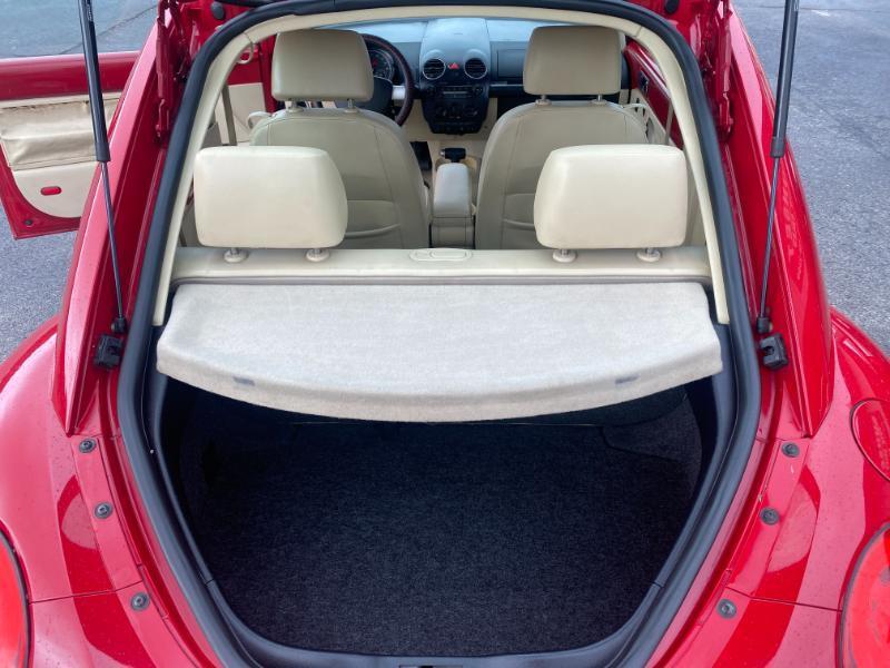 Volkswagen New Beetle SE 2008