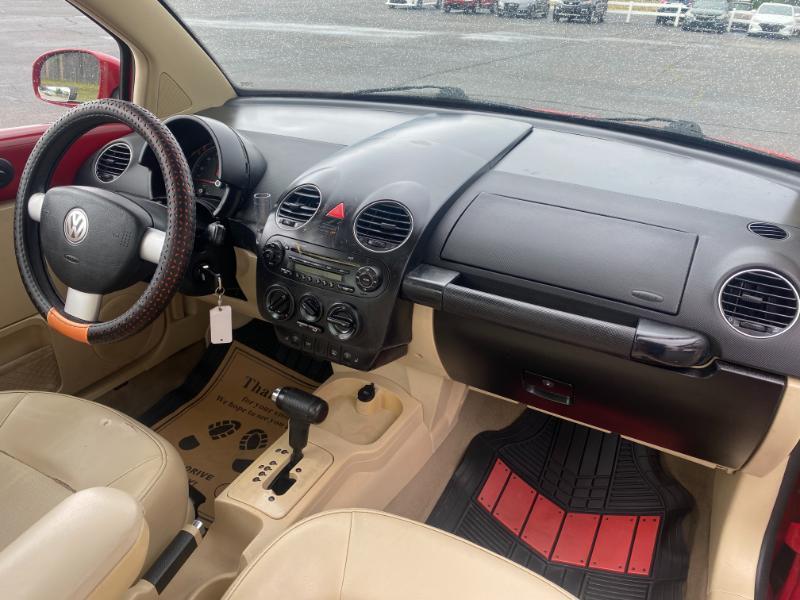 Volkswagen New Beetle SE 2008