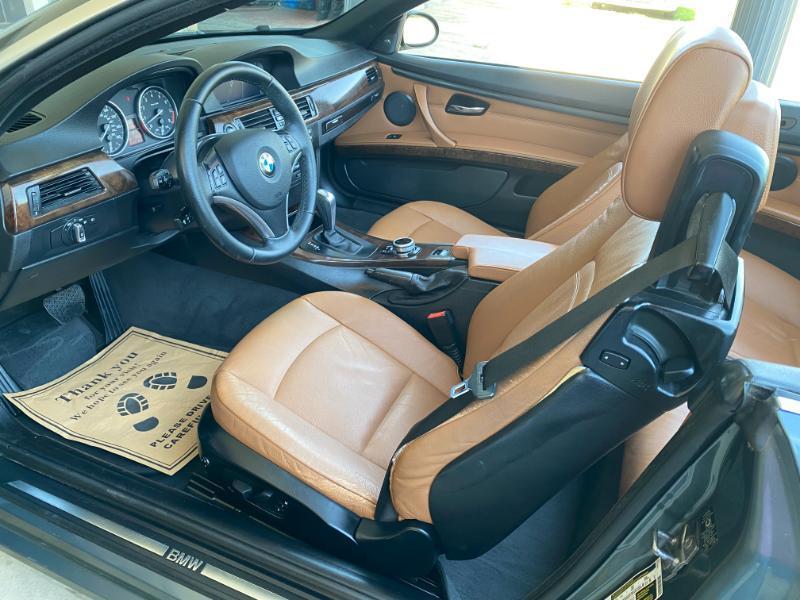 BMW 3-Series 335i Convertible 2009