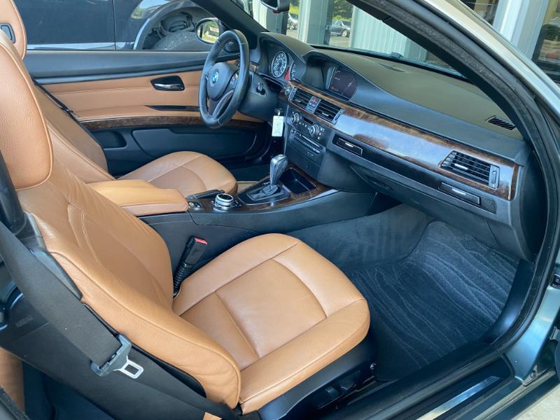 BMW 3-Series 335i Convertible 2009