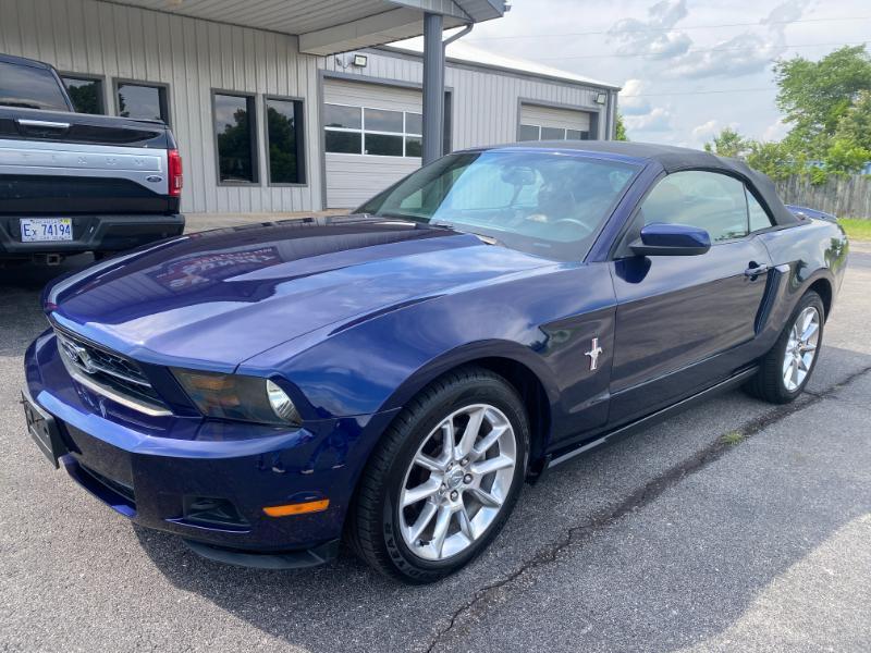 Ford Mustang V6 Convertible 2010