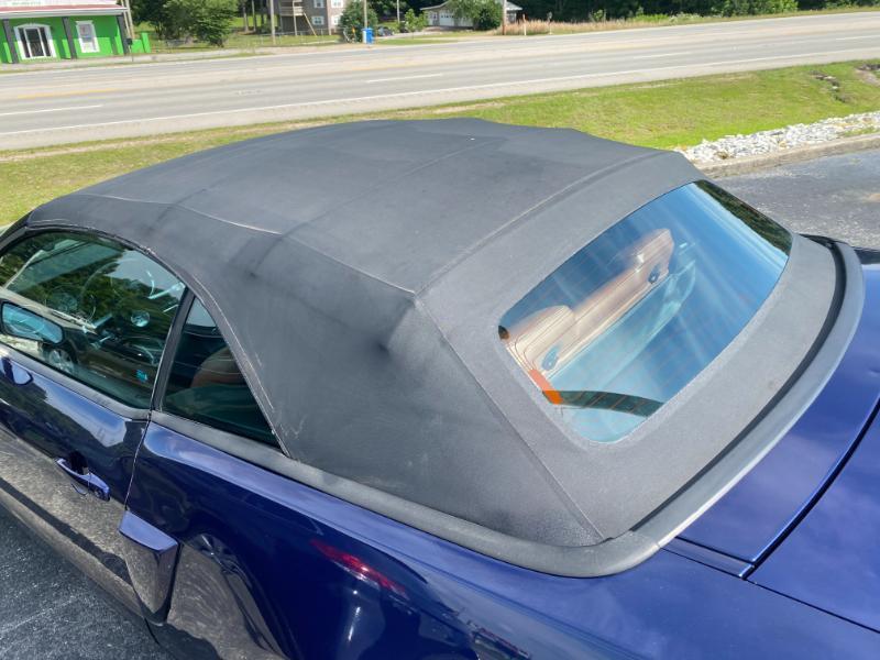 Ford Mustang V6 Convertible 2010