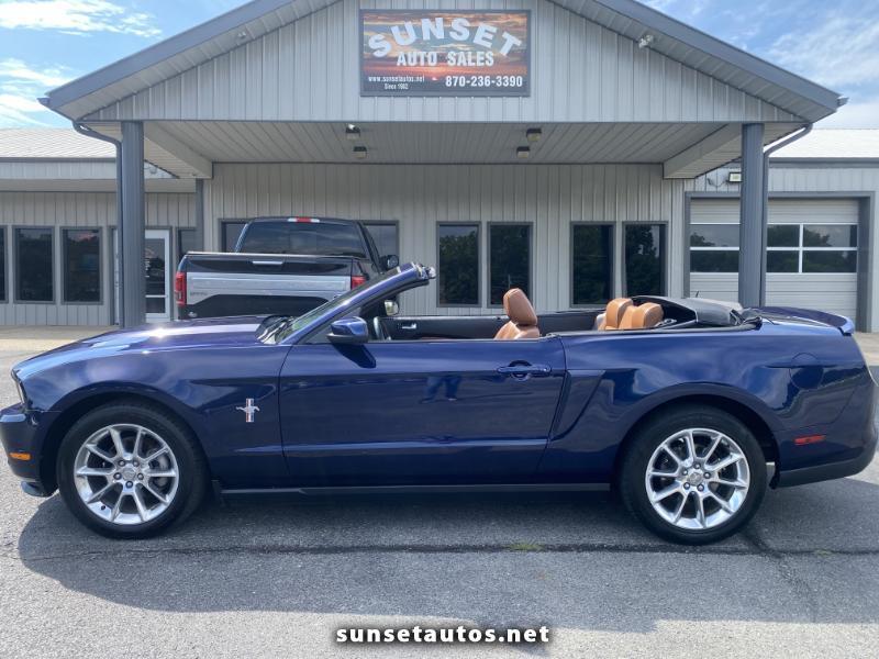 Ford Mustang V6 Convertible 2010