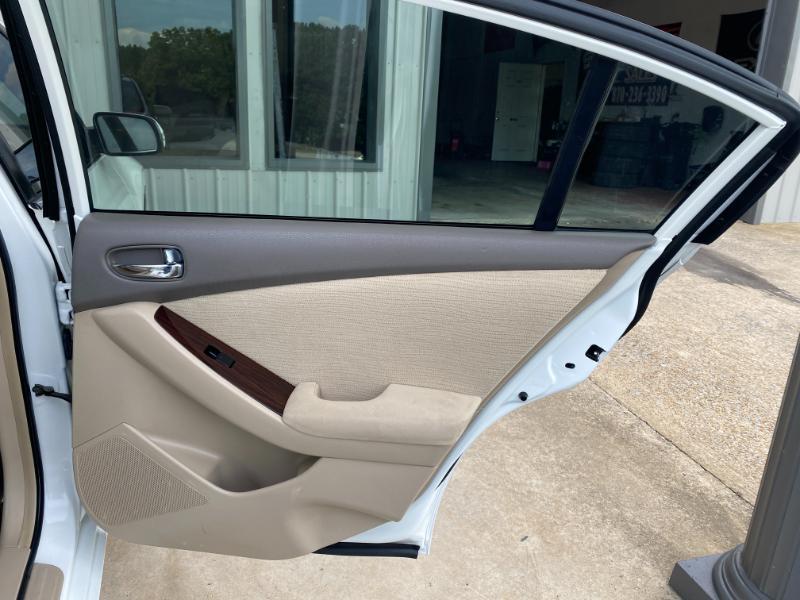 Nissan Altima 2.5 S 2010