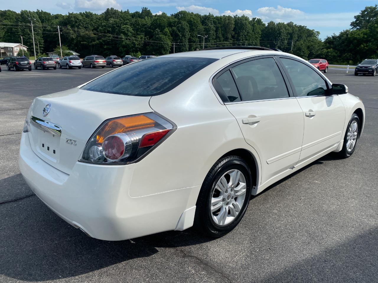 Nissan Altima 2.5 S 2010