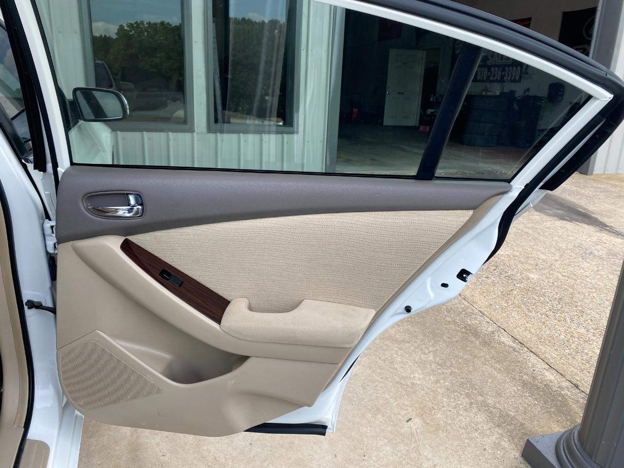Nissan Altima 2.5 S 2010