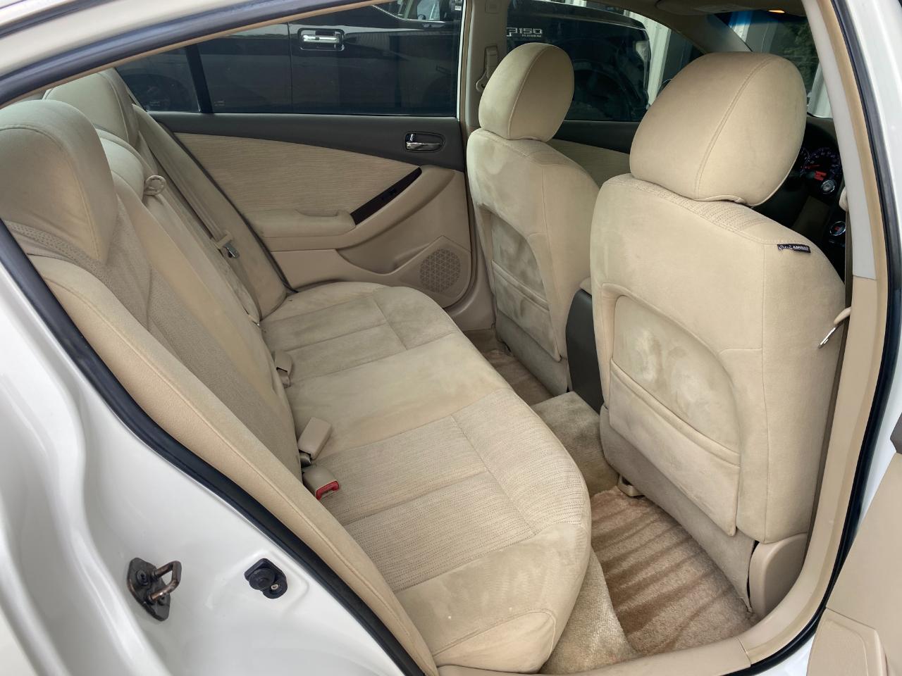 Nissan Altima 2.5 S 2010
