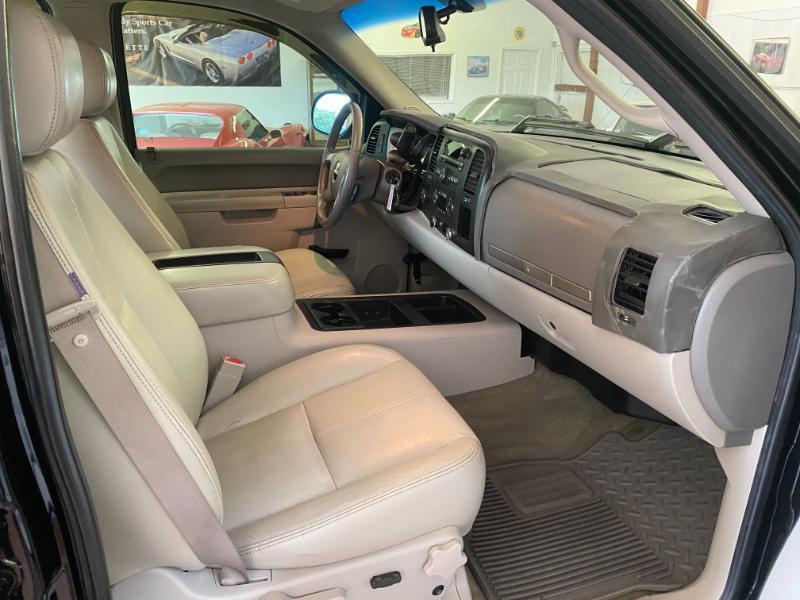 GMC Sierra 1500 SLE Crew Cab 4WD 2010