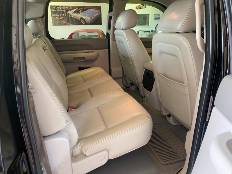 GMC Sierra 1500 SLE Crew Cab 4WD 2010