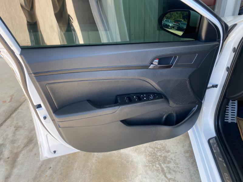 Hyundai Elantra Sport 7A 2019