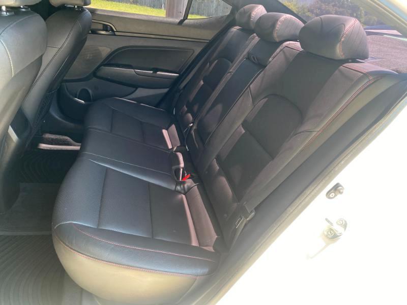 Hyundai Elantra Sport 7A 2019