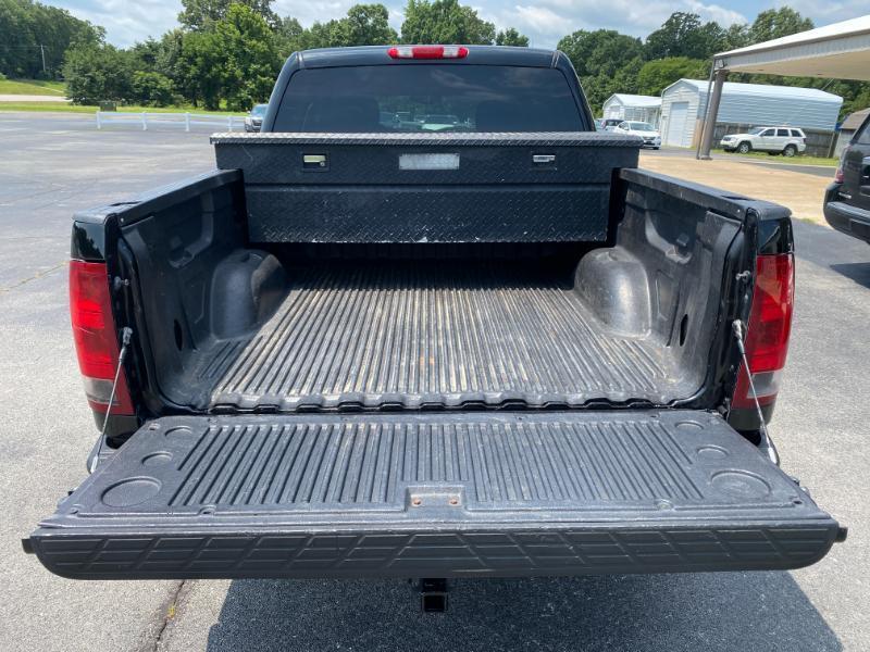 GMC Sierra 1500 SLE Crew Cab 4WD 2011