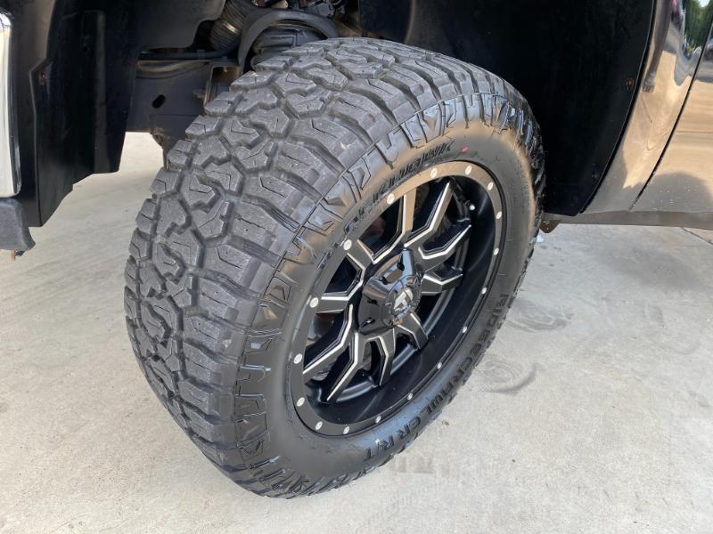 GMC Sierra 1500 SLE Crew Cab 4WD 2011