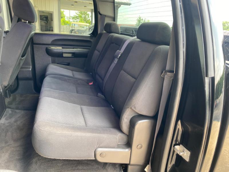 GMC Sierra 1500 SLE Crew Cab 4WD 2011