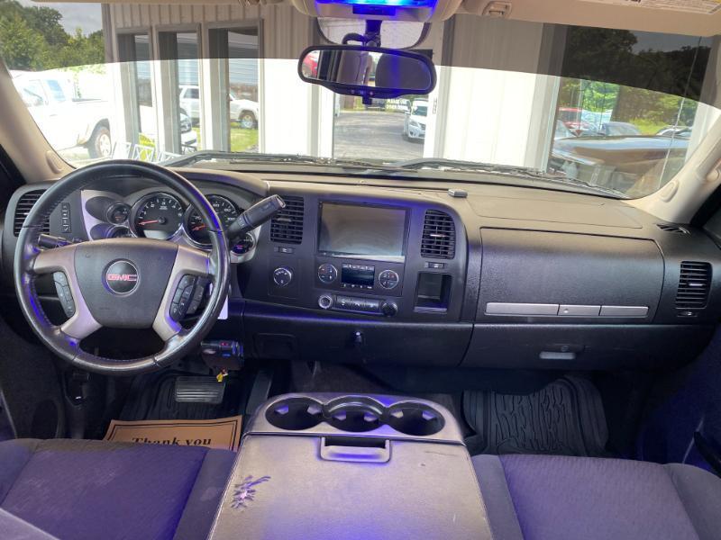 GMC Sierra 1500 SLE Crew Cab 4WD 2011