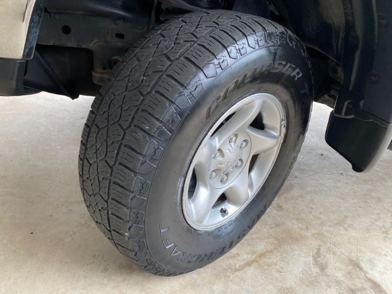 Toyota Tundra SR5 Access Cab 4WD 2001