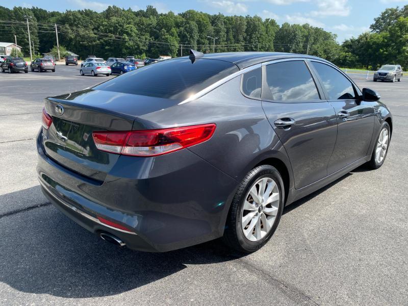 Kia Optima LX 2017