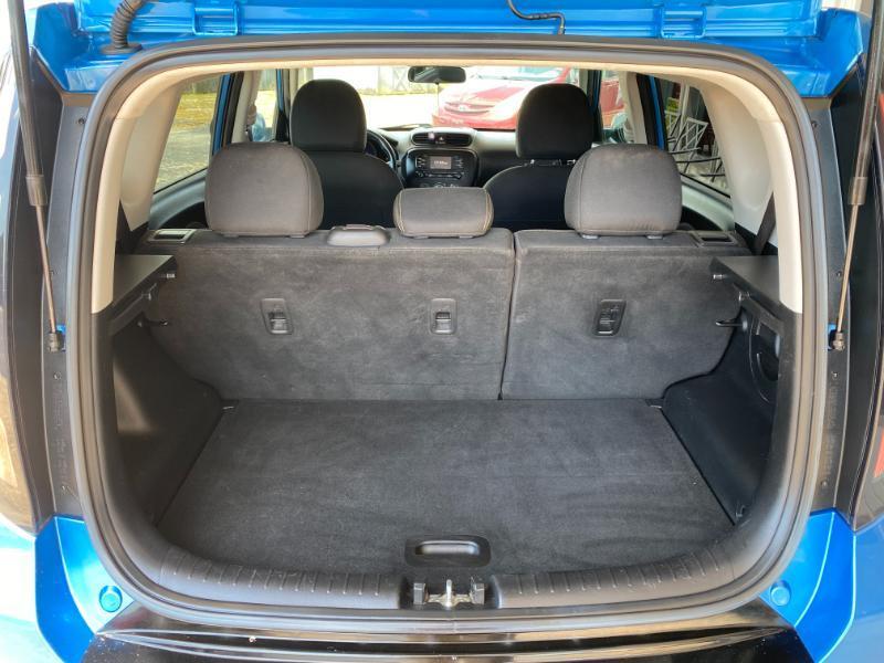 Kia Soul + w/Signature 2.0 Special Edition 2016