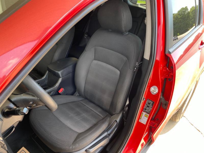 Kia Sportage LX FWD 2012