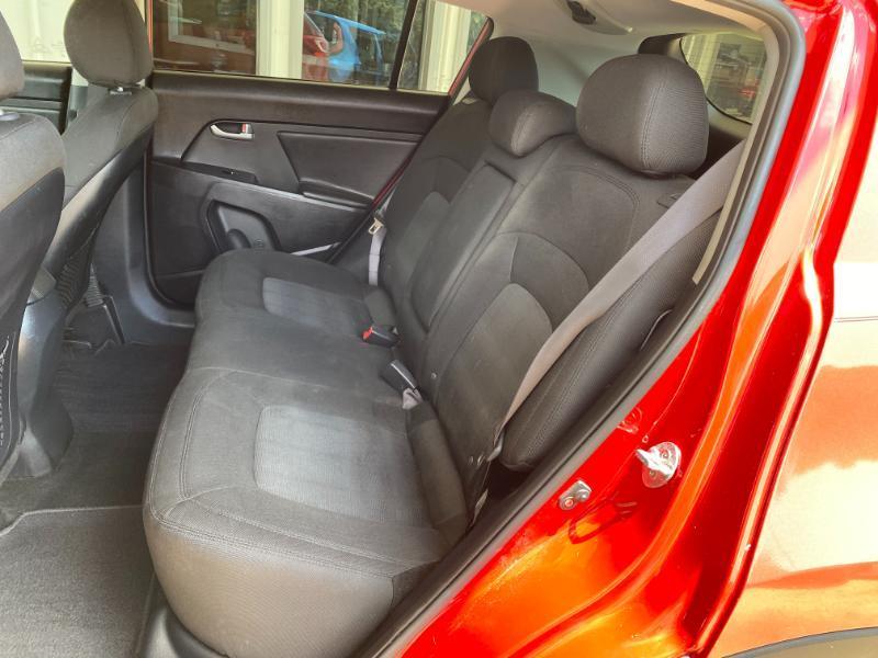 Kia Sportage LX FWD 2012