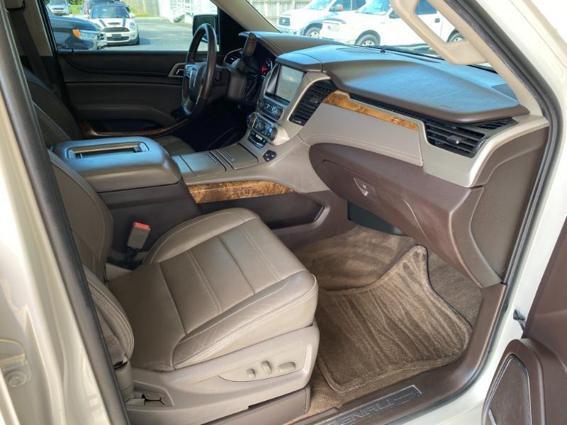 GMC Yukon Denali 4WD 2015