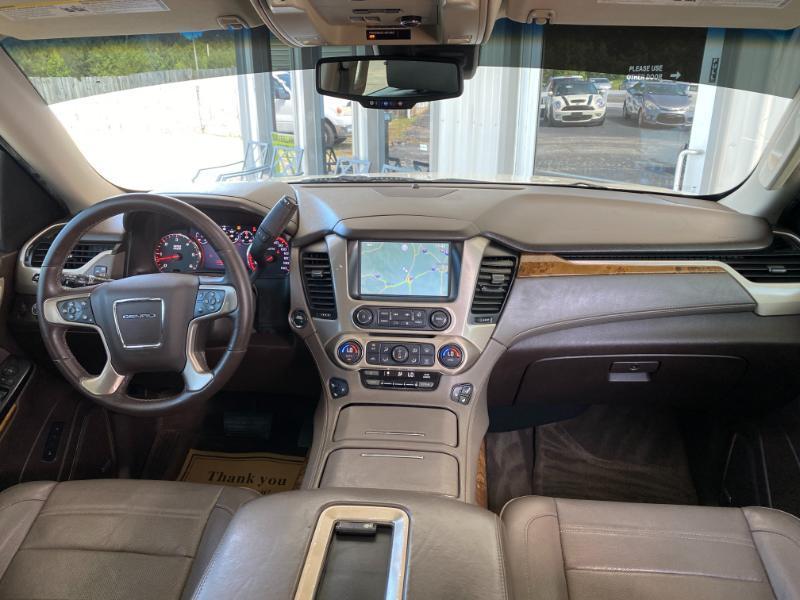 GMC Yukon Denali 4WD 2015