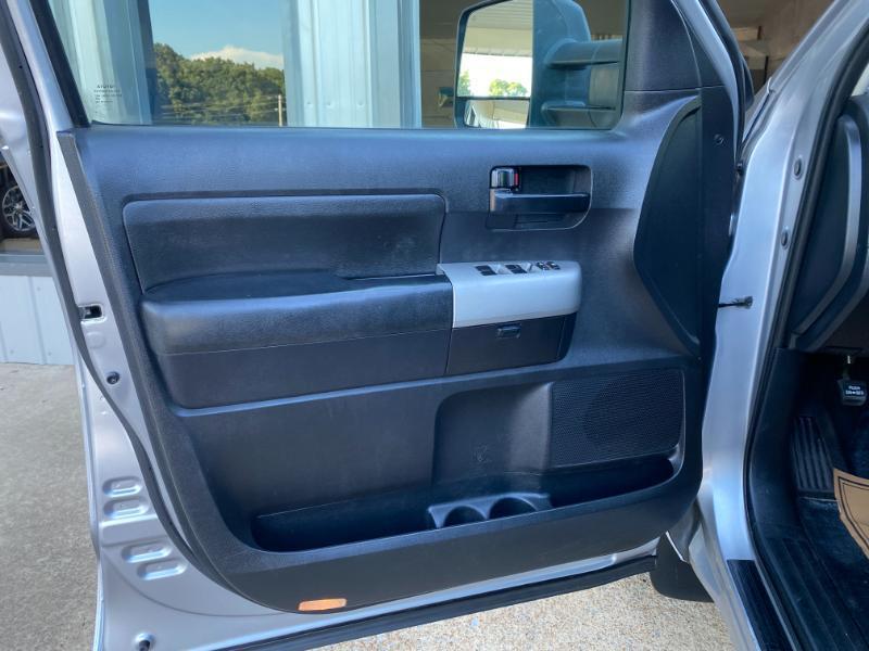 Toyota Tundra SR5 Double Cab 5.7L 4WD 2008
