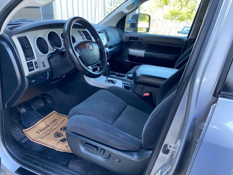 Toyota Tundra SR5 Double Cab 5.7L 4WD 2008