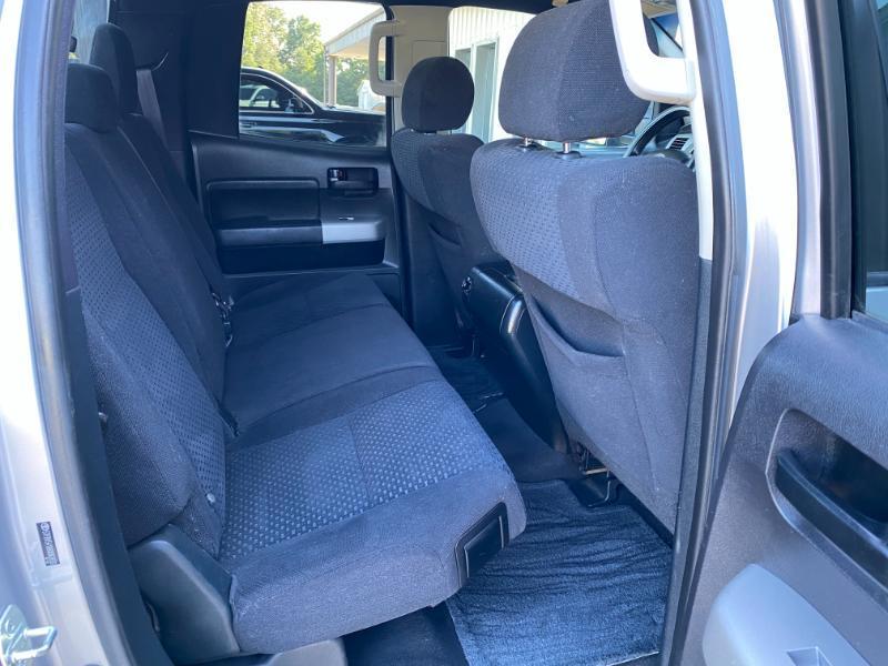Toyota Tundra SR5 Double Cab 5.7L 4WD 2008