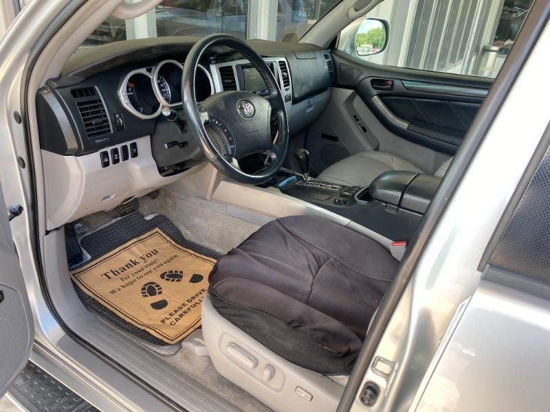 Toyota 4Runner Limited 4WD 2004