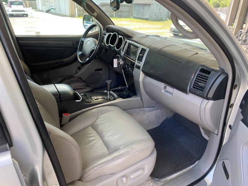 Toyota 4Runner Limited 4WD 2004