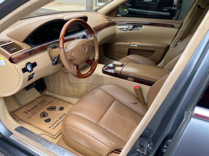 Mercedes-Benz S-Class S550 4MATIC 2009