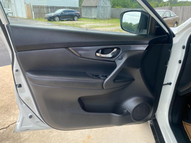 Nissan Rogue SV 2WD 2018
